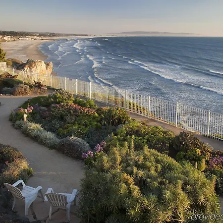 Cottage Inn By The Sea 